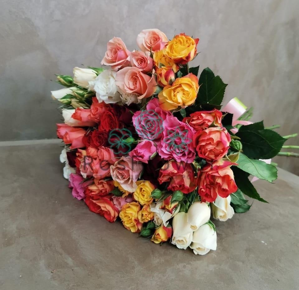 Букет цветов из: Розы в Спасское Тульская область