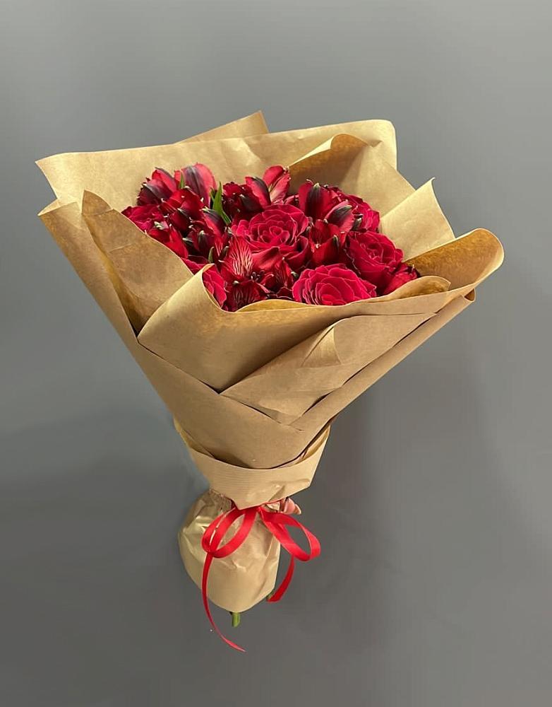 Букет цветов из: Альстромерии и Розы в Спасское Тульская область