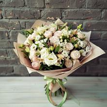 Букет цветов из:  Альстромерии, Розы и Хризантемы #REPLACE_PRED# Спасское Тульская область