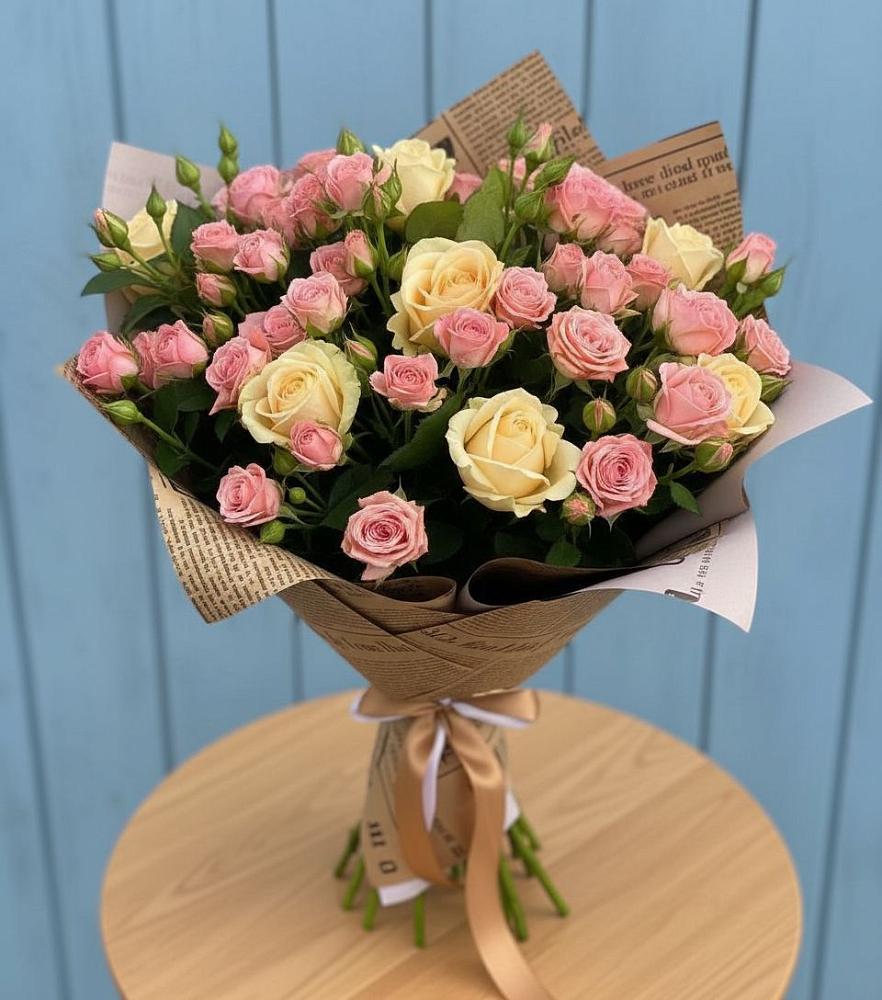 Букет цветов из: Розы в Спасское Тульская область