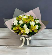 Букет цветов из:  Орхидеи и Розы в Спасское Тульская область