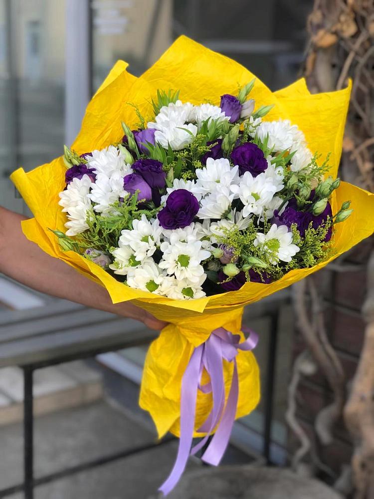 Букет цветов из: Ирисы, Хризантемы и Ромашки в Спасское Тульская область