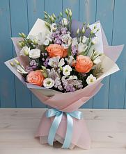 Букет цветов из:  Лизиантусы, Розы, Альстромерии и Гипсофила в Спасское Тульская область