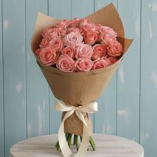 Букет цветов из:  Розы в Спасское Тульская область