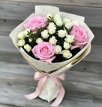 Букет цветов из:  Розы в Спасское Тульская область