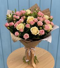 Букет цветов из:  Розы в Спасское Тульская область