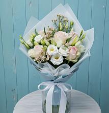 Букет цветов из:  Розы и Лизиантусы в Спасское Тульская область