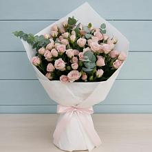 Букет цветов из:  Розы в Спасское Тульская область
