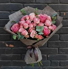 Букет цветов из:  Розы в Спасское Тульская область