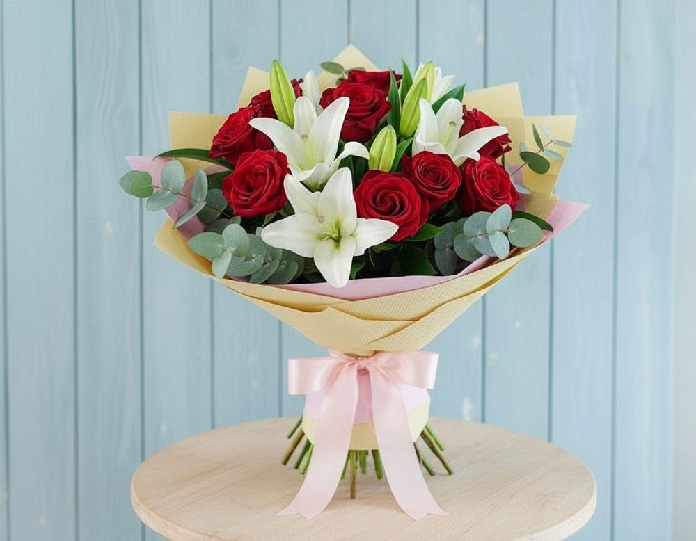 Букет цветов из: Лилии и Розы в Спасское Тульская область